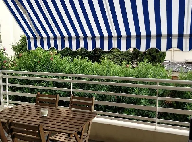 Appartement Le Palais Du Tropique Juan-les-Pins