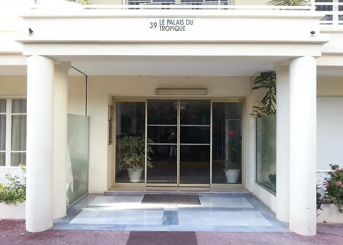 Appartement Le Palais Du Tropique Juan-les-Pins